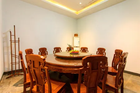 Ziyuan Hotel Отели рядом с достопримечательностью «Fenglehu Scenic Area»