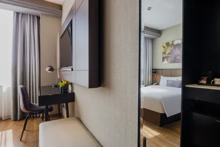 Yitel Premium (Shanghai New International Expo Center Expo Garden) Отели рядом с достопримечательностью «Power Station of Art»