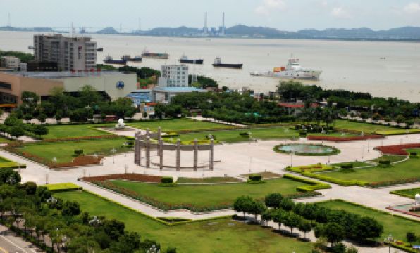 Binyue Hotel (Shantou Small Park Zhongshan Park)