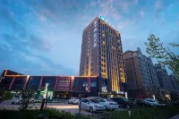 HanTing Hotel (Xinxiang Yanjin Bus Station) - parking