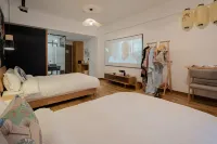 Zhangjiajie Xunshanye Homestay (Tianmenshan Cableway Station) - Condos