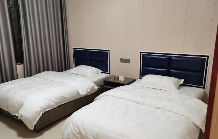Linyi Guobinfu Business Hotel
