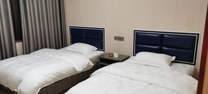 Linyi Guobinfu Business Hotel โรงแรมในหลินหลี่