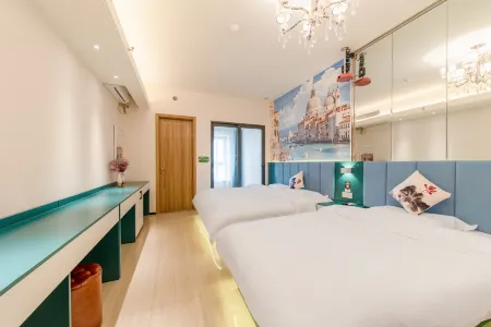 Paluo Cinema Apartment (Pingyin Passenger Transport Center Shop)