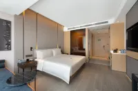大連市博物館星海廣場亞朵酒店