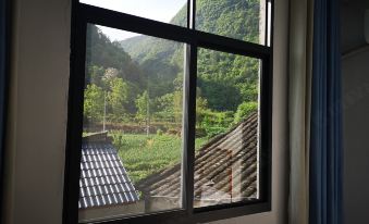 Miaojia Guesthouse