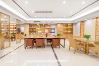 Yi Ai Hotel (Yangzhou Slender West Lake Wutinglong Toy City Branch)
