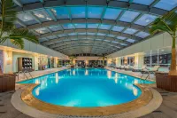 Kai Wah Plaza Hotel - Kolam Renang