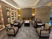 Kunlun Leju Hotel (People Plaza) Hotels in Mengzhou