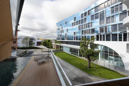 Vela Dhi Udon Thani Отели рядом с достопримечательностью «Nong Prajak Park»