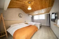 Jinyun Qiyushe Homestay (Xiandu Scenic Area) Hotels in Jinyun