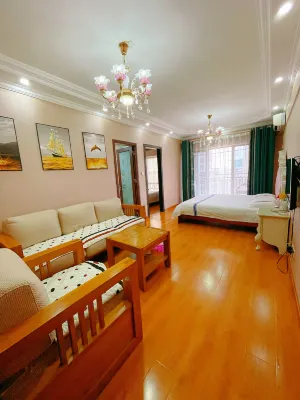 Nanning Yihe Homestay Warm Heart Apartment (Wanxiangcheng Shengtiandi Branch)