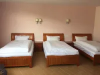 Jixi Juxiu Inn