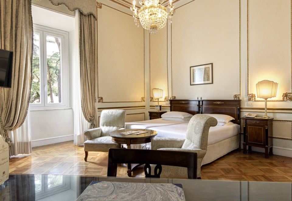 2. 호텔 퀴리날레..