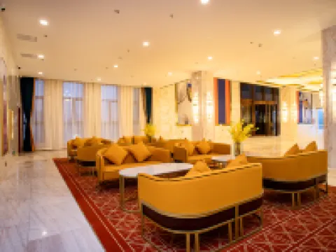 Peninsula Club Hotel Iton Hotels in Yitong