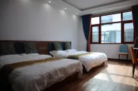 Yexiang Hotel - parking