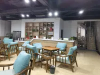 Heyue Hotel