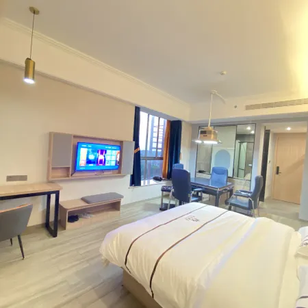 Ledong Fengyue Hotel Отели в г. Ледун