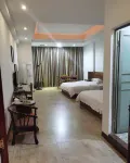 Harbour Inn Hotels near Chunwan Scenic Area