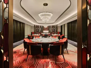 Hilton Yancheng