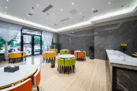 Zhongshan Fujiangwan Hotel