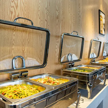 Vienna 3 Best Hotel (Shangqiu High-speed Railway Station Kaixuan Road Branch)