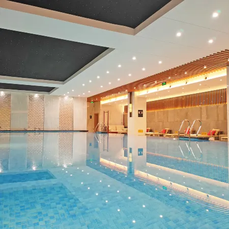 Yinlong Hotel