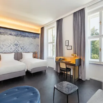 HYPERION Hotel Salzburg Отели рядом с достопримечательностью «Гетрайдегассе»