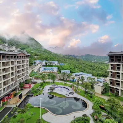 Guangzhou Zengcheng Baishuizhai Forest Valley Golden Leaf Hot Spring Holiday Villa Hoteles cerca de Dafengmen Reservoir