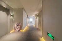 Friday Homestay (Yancheng High Speed Rail Station)