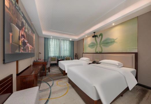 1. 황주 인터내셔널..