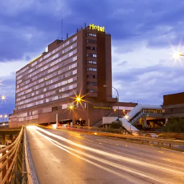 Hotel Chamartin the One Hotels near Chamartín