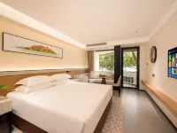 Gulangyu Villa Hotel Hotels near Riguang Mountain