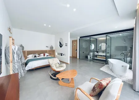 Laojunshan Nuanfeng December Homestay Отели рядом с достопримечательностью «Ji Guan Cave»