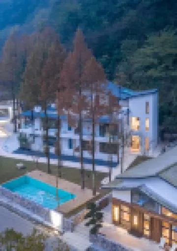 Qingcheng Mountain Yunxi Shangtang Villa