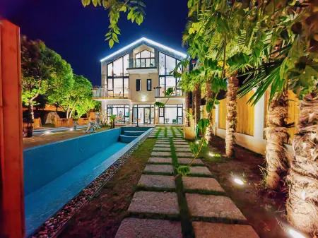 Shanghai Dongzhang Ji Homestay Отели рядом с достопримечательностью «Shanghai Technical Institute of Electronics & Information»