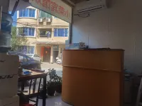 Xiaorong Hotel - Khách sạn giá rẻ