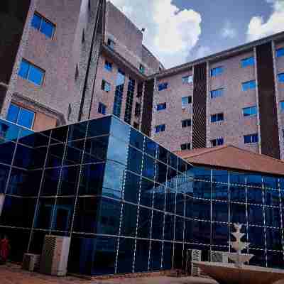 Barcelona Hotels Abuja Hotel Exterior