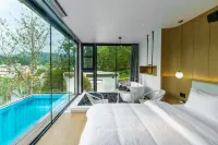 쯔윈 크레센트 베이 홈스테이 Yellow Crane Camp Hot Spring Resort 주변 호텔