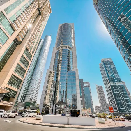 Cosmos Living Elite Studio Near Dubai Marina