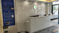 뤄딩 이스트 아일랜드 호텔