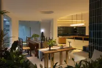 Manyu·Slow Life Net Red Designer Homestay (Sanya West Island Branch)