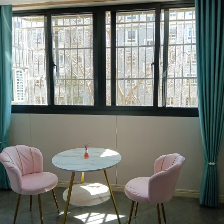 Qingyuxuan Homestay (Chaohu College)
