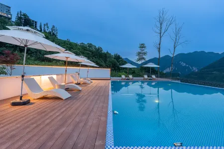 Enshi Shanhe Jiyue Homestay Отели рядом с достопримечательностью «Yulong Crevice»