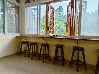 Pengzhou Beifengdu Lumingshan Villa - bar