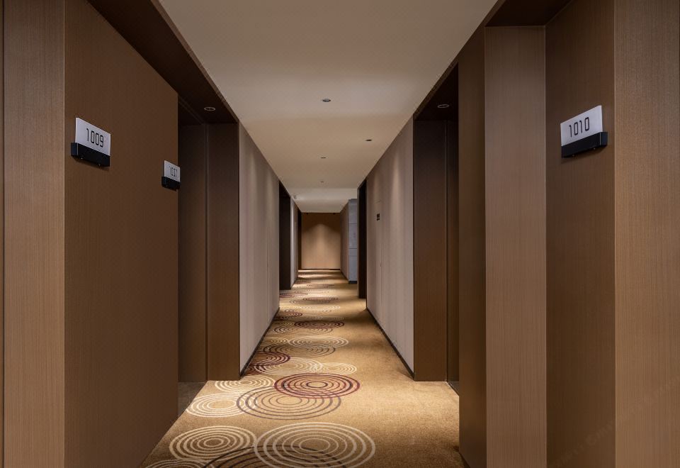 2. 야둬 호텔（포산..