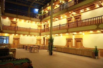 星空之夢民宿 勒通古鎮千戶藏寨/理塘縣人民政府住宿飯店