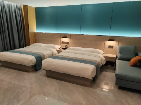 Lingshan Jinbai Hotel (Luwu Town)