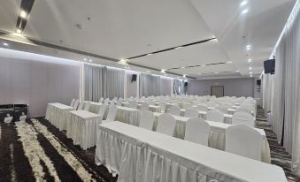Meihao Lizhi Hotel (Nanning Chaoyang Plaza Ming Xiu Road Subway Station Branch)