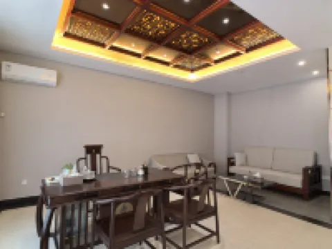 Dengfeng Zhuangyuanlou Hotel (Henan Provincial Education Admission Examination Development Center)